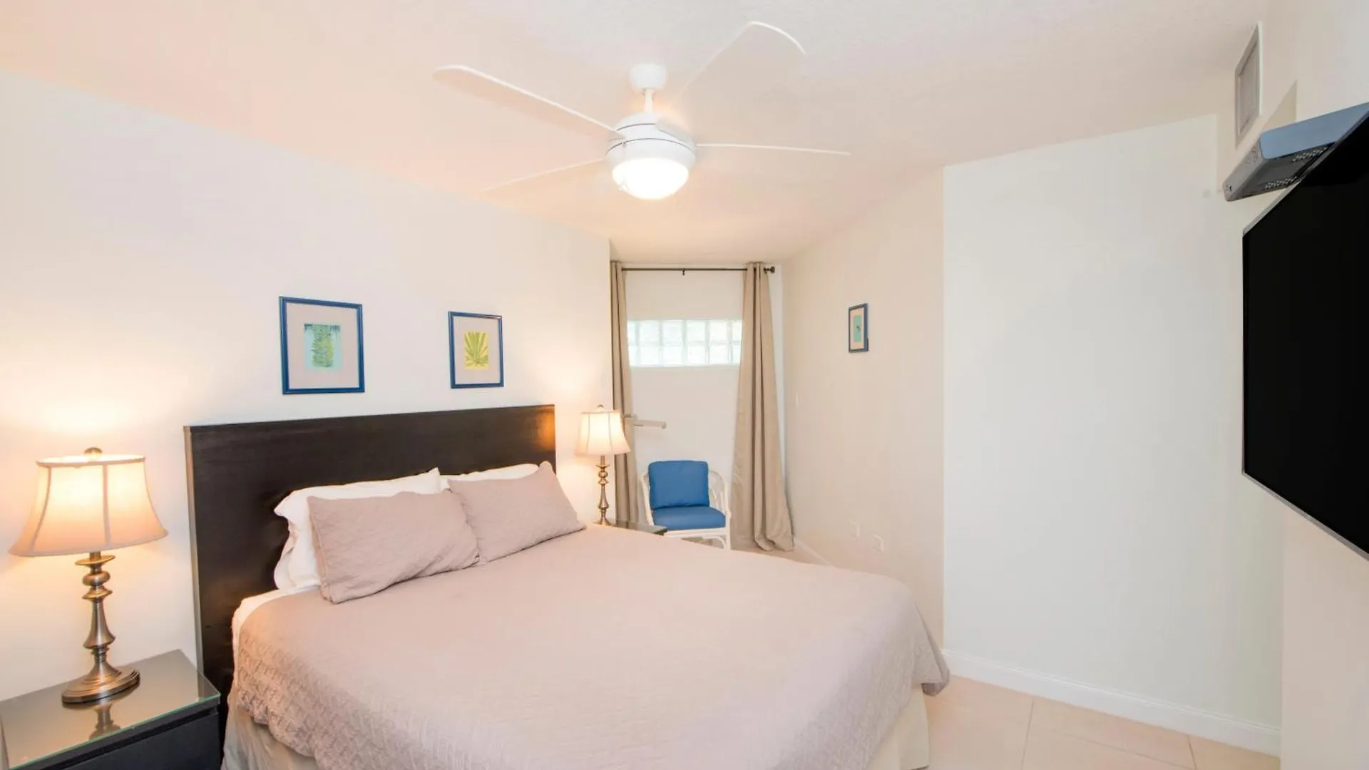 Cayman Reef Resort #6 George Town Nyaraló