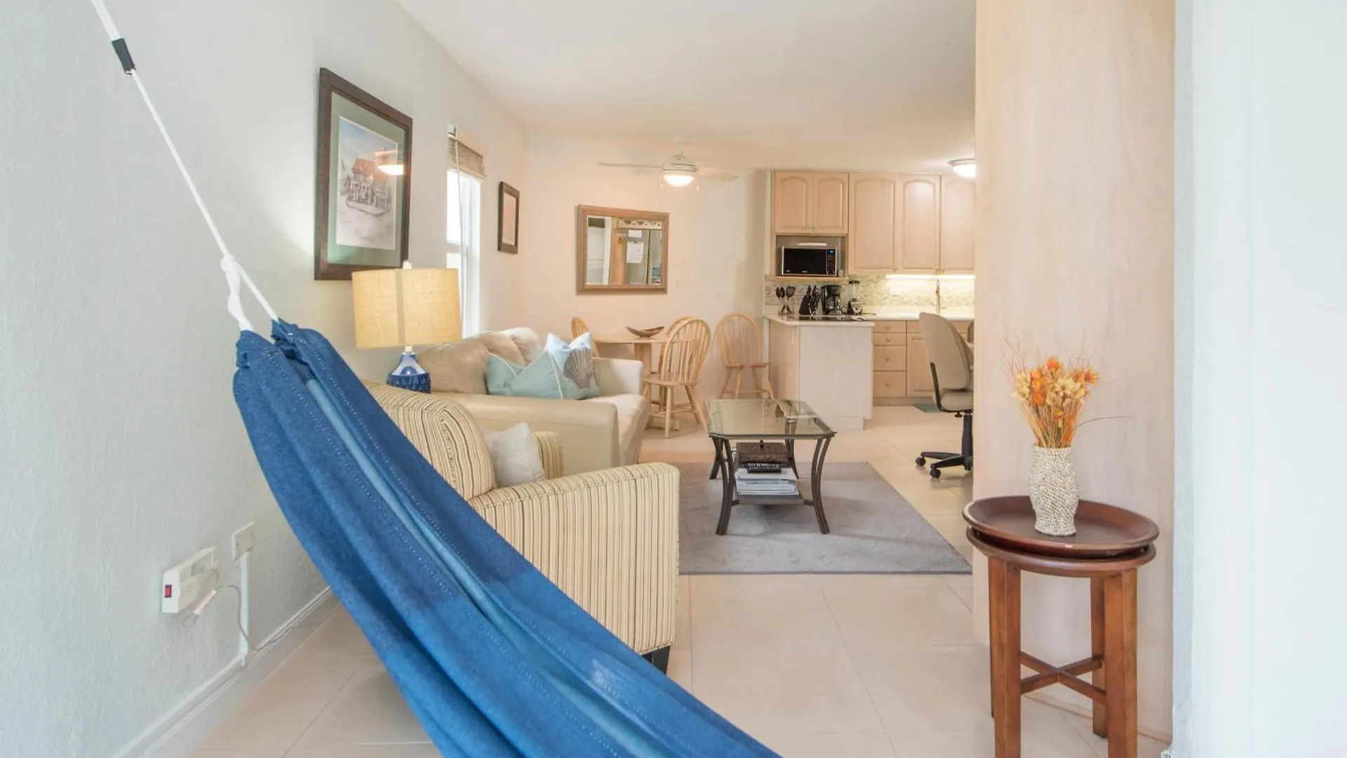 Cayman Reef Resort #6 George Town Holiday home